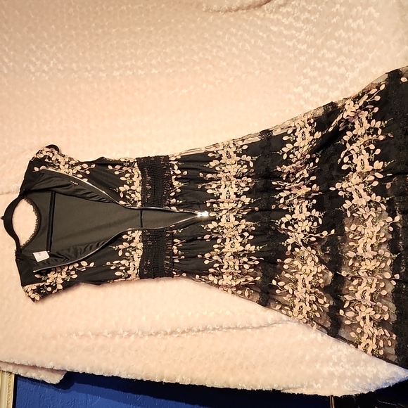 Jessakae Collection Embroidered  Fancy formal dress  Sz Med - Picture 12 of 15